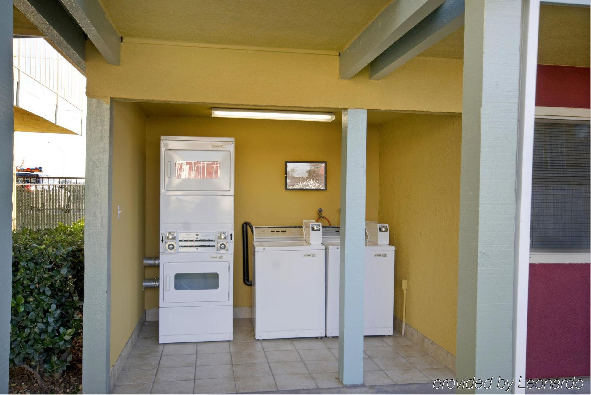 Oasis Inn Sacramento- Elk Grove Удобства фото