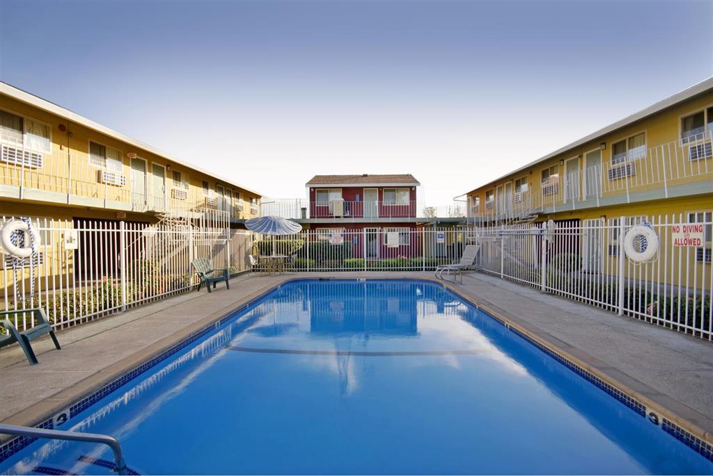 Oasis Inn Sacramento- Elk Grove Удобства фото