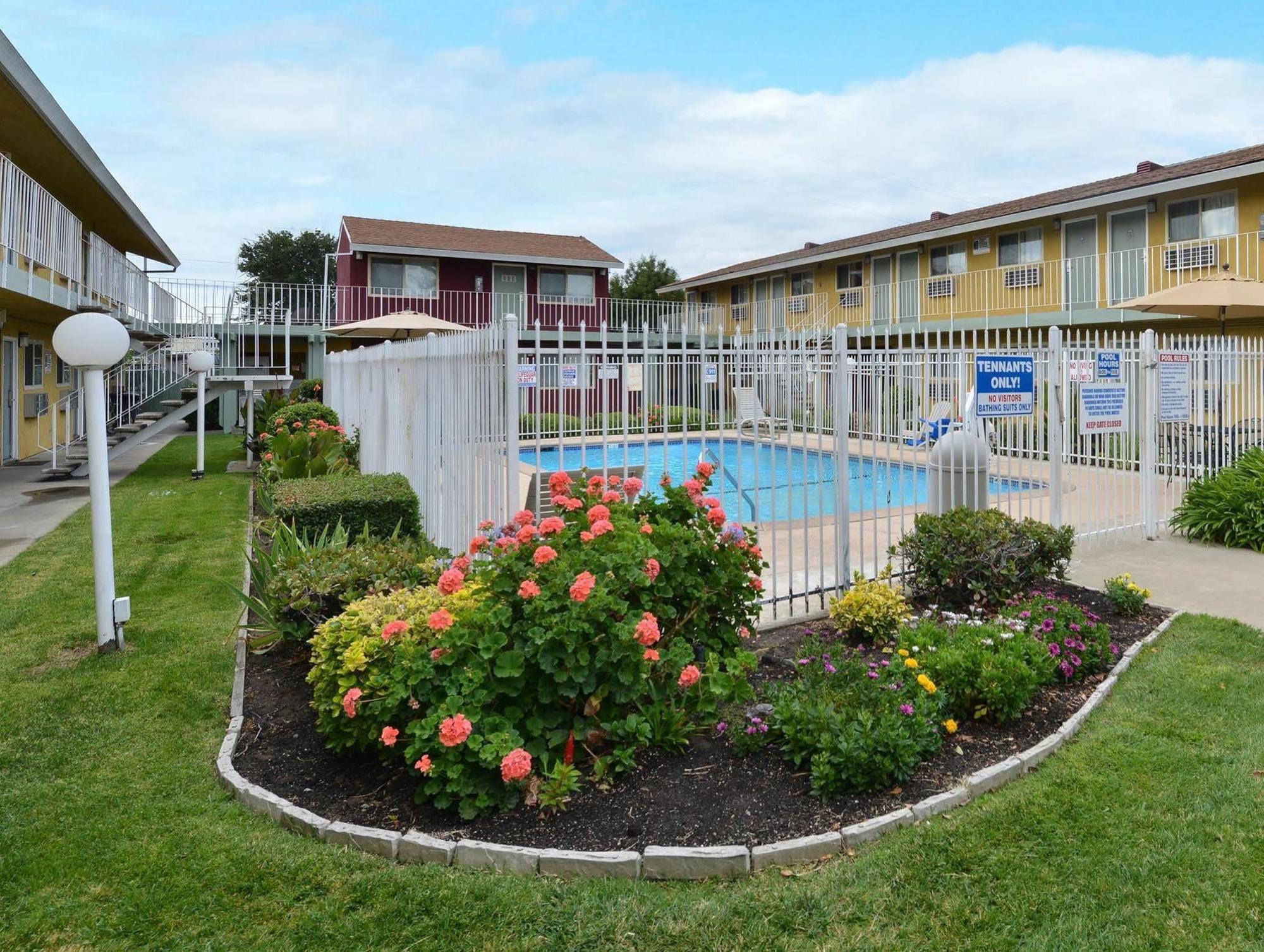 Oasis Inn Sacramento- Elk Grove Экстерьер фото