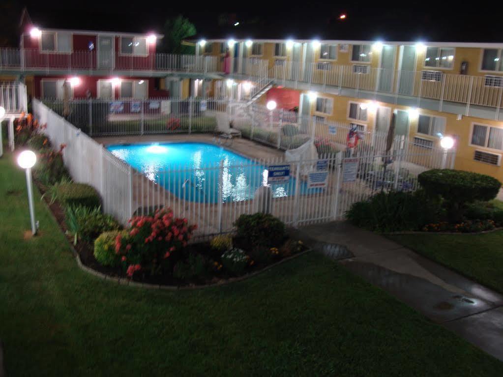 Oasis Inn Sacramento- Elk Grove Экстерьер фото
