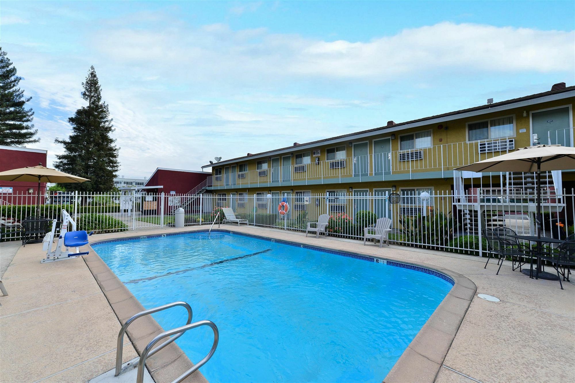 Oasis Inn Sacramento- Elk Grove Экстерьер фото