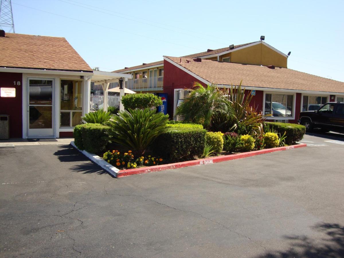 Oasis Inn Sacramento- Elk Grove Экстерьер фото